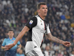 Mandžukić pristao na duplo manju plaću samo da ode