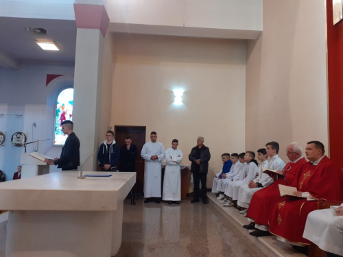 FOTO: Veliki petak u župi Prozor