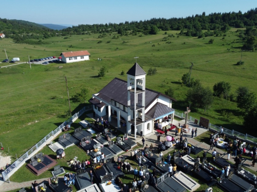 FOTO: Na Pidrišu proslavljen blagdan sv. Ante