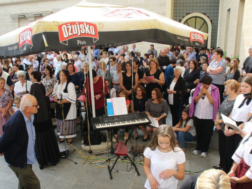 FOTO/VIDEO: Mala Gospa Rama-Šćit 2016.