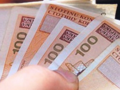 Svi državni službenici će dobiti po 1080 KM