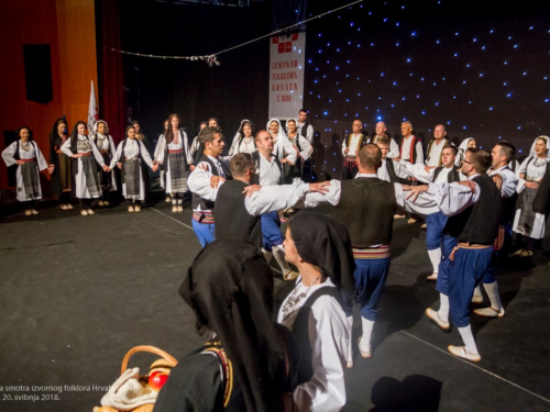 FOTO: Državna smotra izvornog folklora Hrvata u BiH