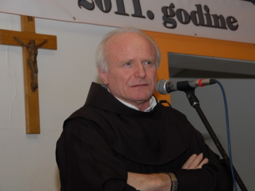 Intervju: Fra Mijo Džolan - BiH treba isploviti iz “mrtve luke” 