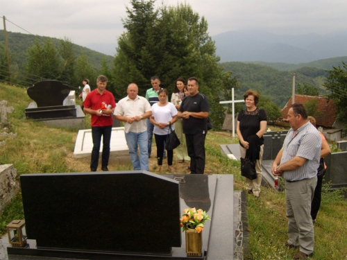 FOTO: Misa sekundacija mladomisnika Ljube Zelenike u župi Uzdol