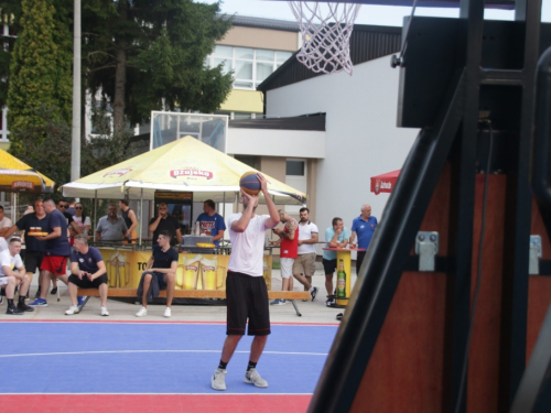 FOTO| Počeo 18. Streetball Rama