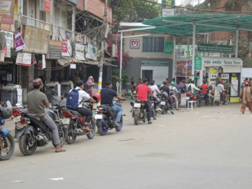 Žrtva Trumpovog rata: Država od 170 milijuna ljudi ostaje bez nafte i plina