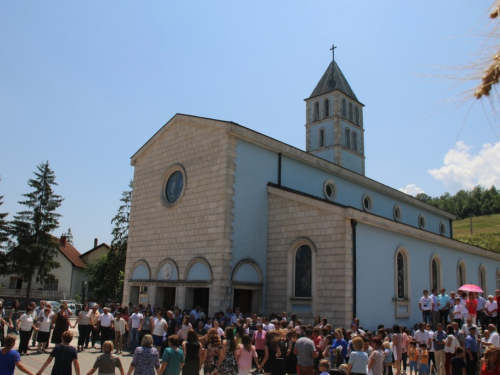 FOTO: Vanjska proslava patrona župe Prozor