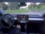 Tesla objavila video autonomne vožnje Modela 3