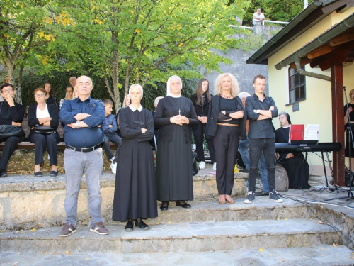 FOTO: Obilježena 28. obljetnica stradanja Hrvata na Uzdolu