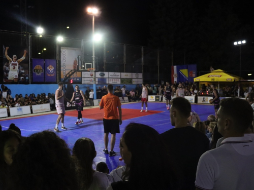 FOTO: Tim ''GOLD UNIST'' iz Splita pobjednik 21. Streetball Rama - Davor Ivančić Dačo