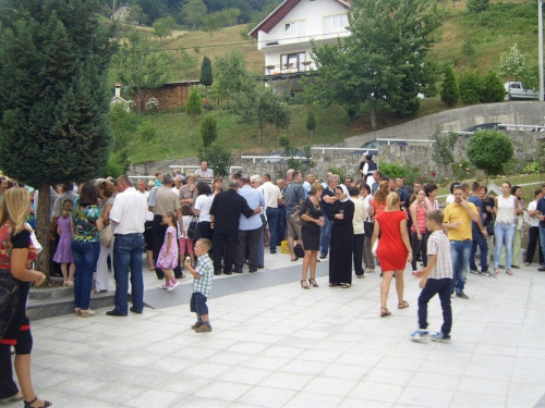 FOTO: Misa sekundacija mladomisnika Ljube Zelenike u župi Uzdol