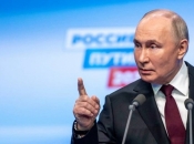 Putin: Cijeli svijet se smije onom što se događa u Americi