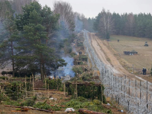 Ispražnjeni migrantski kampovi na granici Poljske i Bjelorusije