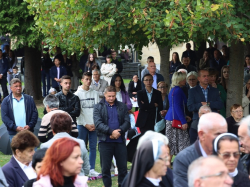 FOTO/VIDEO: Dan sjećanja na ramske žrtve