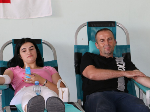 FOTO: U Prozoru održana akcija darivanja krvi