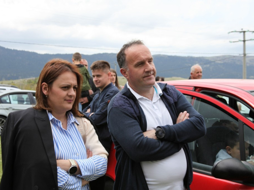 FOTO: Druženje Rumbočana i sv. misa na Zahumu