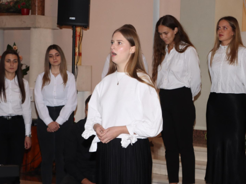 FOTO: Započeli VIII. Ramski dani kulture - zbor mladih ViDeMus oduševio publiku