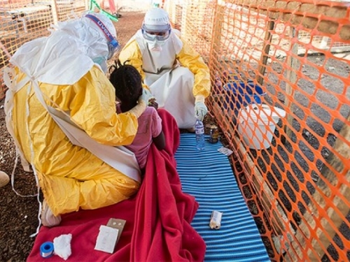 Što je ebola, kako se širi i zašto je teško napraviti lijek?