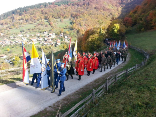 Četrnaesti molitveni pohod Bobovcu „Molitva za Domovinu“