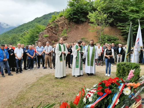 FOTO: Na Pomenu obilježena 27. obljetnica stradanja hrvatskih branitelja