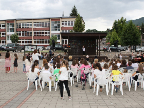 FOTO: U Prozoru održan festival duhovne glazbe ''Djeca pjevaju Isusu''