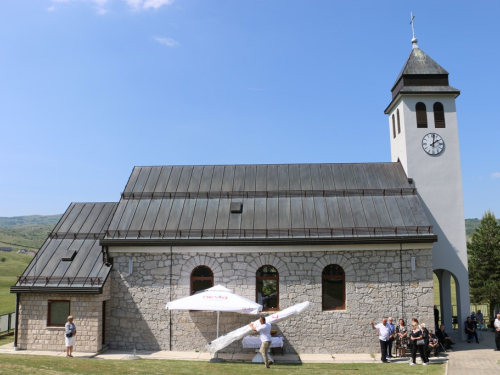 FOTO: Proslava sv. Ante na Zvirnjači