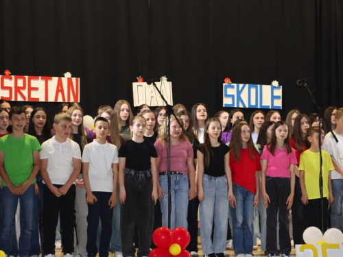 FOTO: Svečano obilježen Dan OŠ Marka Marulića Prozor