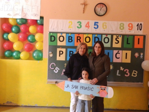 FOTO: U OŠ fra Jeronima Vladića Ripci upisano 19 prvašića