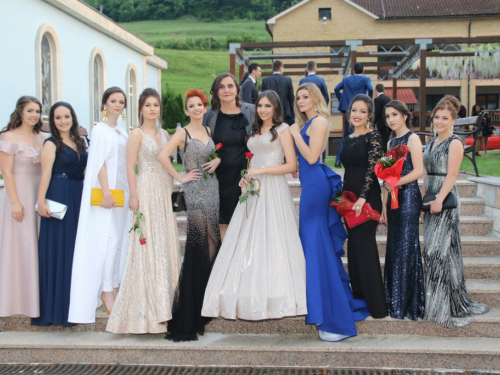 FOTO: Matura 2018. - Defile mladosti na ulicama Prozora