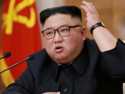 Kim Jong Un najavio da će predstaviti "novo strateško oružje"