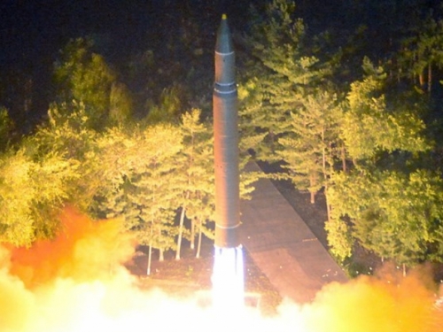 Južnokorejski predsjednik apelira na Amerikance: "Izbjegnite rat, može postati nuklearni"