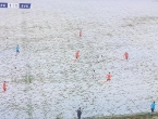 Koliko igrača vidite na terenu? Zbog snijega gosti 'postali nevidljivi'