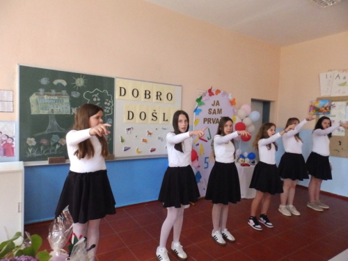 FOTO: U OŠ fra Jeronima Vladića Ripci upisano 19 prvašića