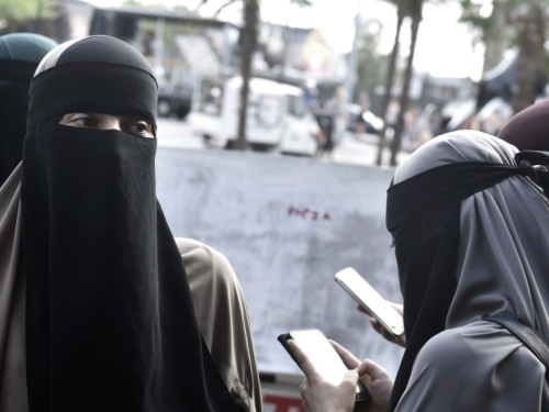 Kazahstan zabranio nošenje odjeće koja prekriva lice u javnosti