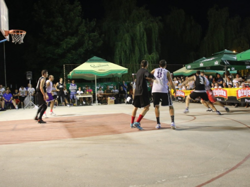 FOTO: ''General Vasilije Mitu'' iz Zagreba pobjednik 15. Streetball Rama