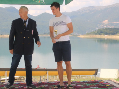 FOTO: Na Ramskom jezeru održana veslačka regata