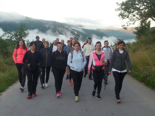 Hodočasnici iz Rame pješice krenuli u Međugorje