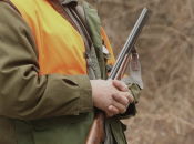 Jedan lovac se okliznuo, puška opalila, drugom lovcu nije bilo spasa