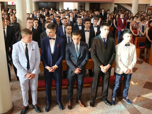 FOTO/VIDEO: Matura 2016. - Defile mladosti i ljepote na ulicama Prozora