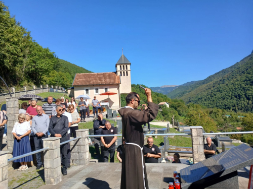 FOTO: Na Hudutskom obilježena 32. obljetnica stradanja Hrvata