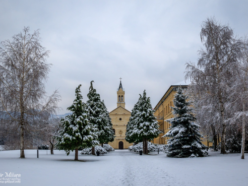 FOTO: Snijeg zabijelio Ramu