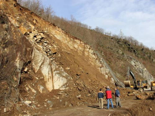 Čišćenje odrona na cesti Prozor-Jablanica trajat će još nekoliko dana!