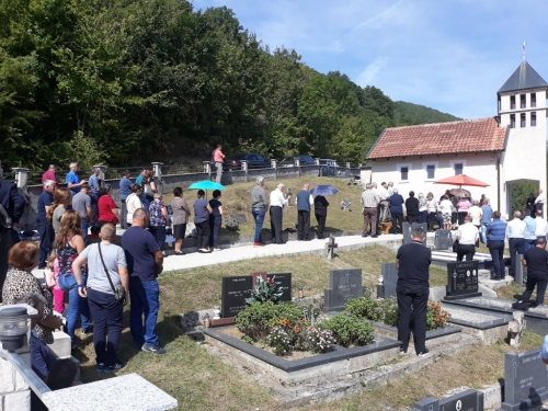 FOTO: Obilježena 26. obljetnica stradanja Hrvata na Hudutskom