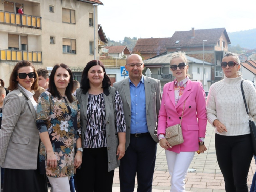 FOTO: Dani kruha u OŠ Marka Marulića Prozor