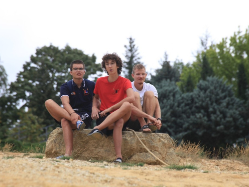 FOTO: Na Ramskom jezeru održana 10. veslačka regata
