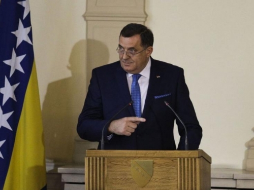 Dodik: BiH nakon evidencije treba protjerati migrante
