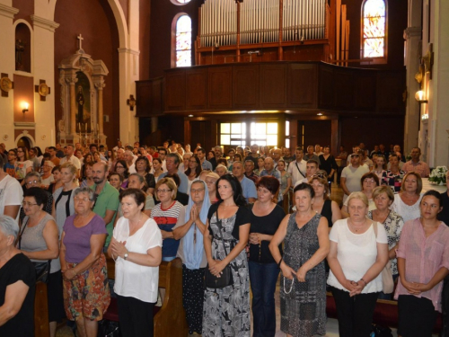 FOTO/VIDEO: Hodočašće Rame Majci od Milosti u Sinj