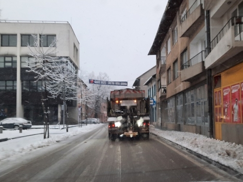 Snijeg na cestama