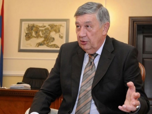 Radmanović: Zbog bošnjačke politike nećemo imati Vijeće ministara ni do kraja 2019.