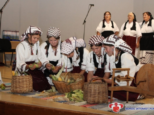 NAJAVA: 2. večer folklora ''Običaje svoje zaboravit neću''